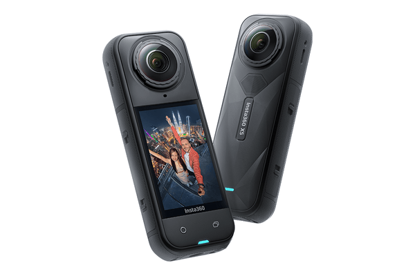 Insta360 X5 Essentials Bundle