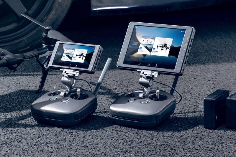 DJI Crystal Sky 7.85" High Brightness + Mount